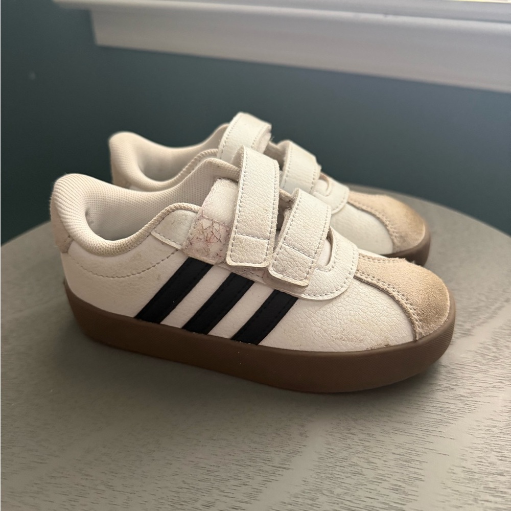 Adidas toddler 9.5 VL court 3.0 sneaker